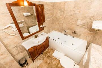 Фото номера Апартаменты с 2 спальнями Гостевой дом Dacii Liberi Resort and Spa г. Petrova 2